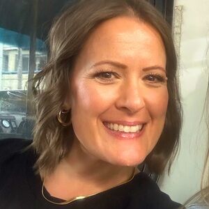 Meet your Posher, Danae